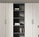 Armario 2 puertas batientes. Armarios Badajoz Alburquerque. Armario puerta batiente roble. Armarios de calidad en Badajoz.